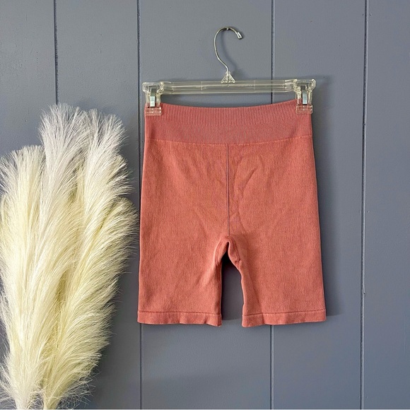 Fabletics Pants - Fabletics Lounge Biker Shorts